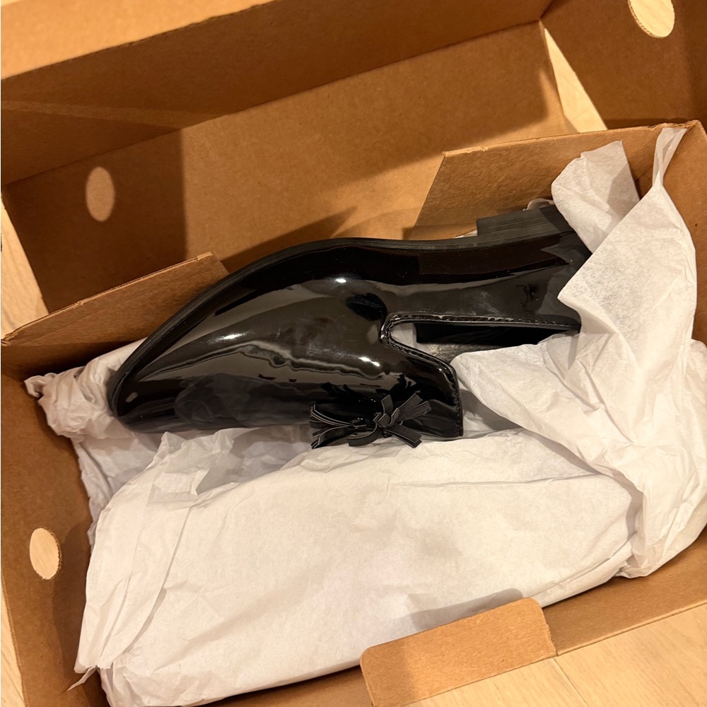 Brave Soul Glossy Black Tassel Slip-On Loafers - Picture 3 of 3